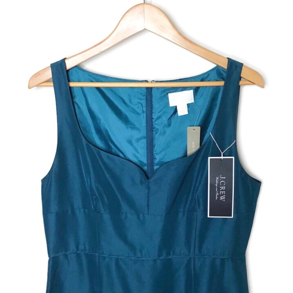 J.Crew • Sleeveless Sweetheart Neckline Dress - Picture 3 of 7